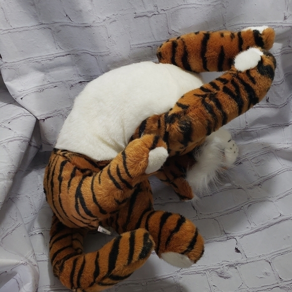 K&M International Tiger Plush 22x10 Large Stuffed Animal Toy Year 1991 - Picture 6 of 9